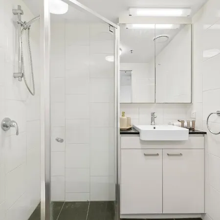 Apartment Kangaroo Point 2-bed Flat With Gym & Pool *