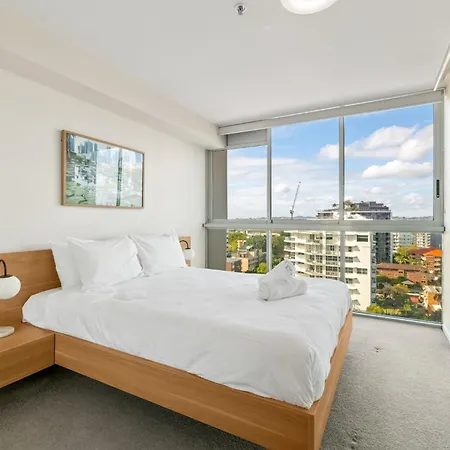 Kangaroo Point 2-bed Flat With Gym & Pool *