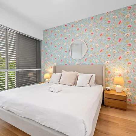 Modern Southbank Parklands Retreat Apartment *