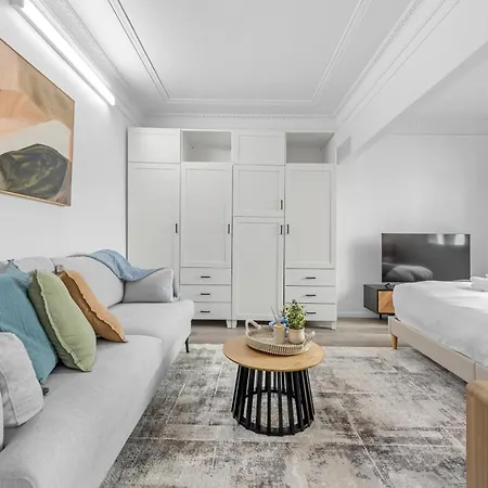 Apartment Stylish Centre - Short Walk To Hosp *