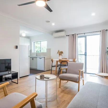 Apartment Modern 2br Near Portside & Airport