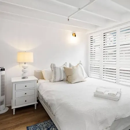 Woolstore Style - 2bed-2bath-1car - Teneriffe *