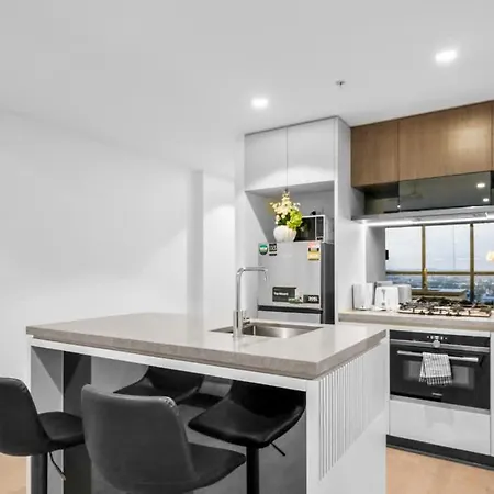 A Queens Wharf 3501 Apartment *