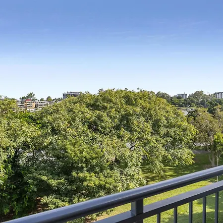 Apartment Oxlade Luxury Riverfront