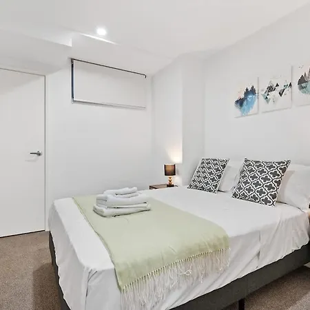 Modern 2beds 2baths At Sherwood With Paking Apartment *