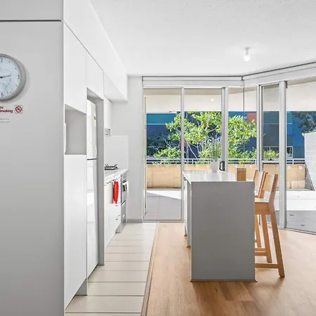 Cassa Kg - 1b1b Modern Close To Qut & * Brisbane