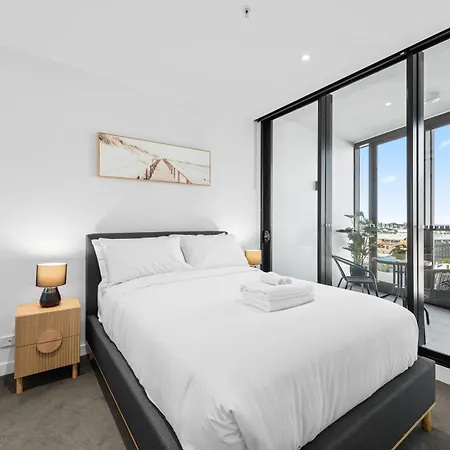 Apartment And Mountain View With Pool, Gym And Parking
