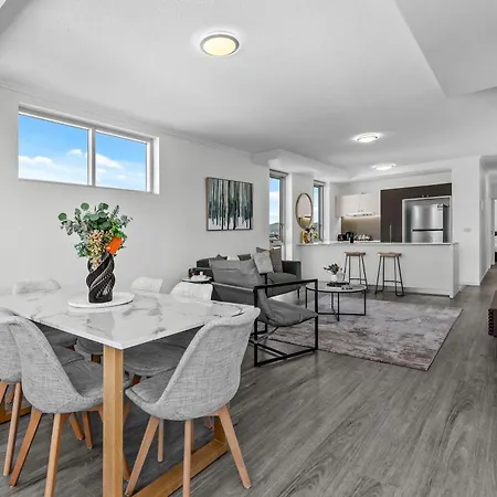 Stylish 3br - Huge Park On Doorstep - 5 Min To Cbd Apartment Brisbane