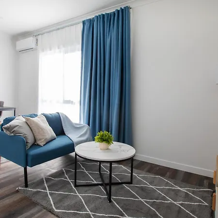 Cozy Getaway In Oxley With Free Parking
