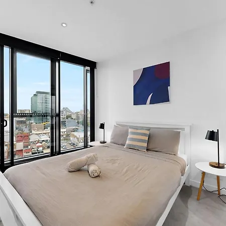 Stylish 2br With Story Bridge & Fireworks Views Apartment