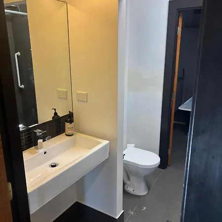 24 Elizabeth Apartment