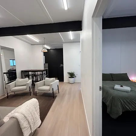 West Hub. Private Infrared Sauna Near & Much More! New Purpose Built Loft Style! Brisbane