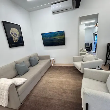 West Hub. Private Infrared Sauna Near & Much More! New Purpose Built Loft Style!
