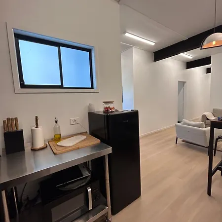 West Hub. Private Infrared Sauna Near & Much More! New Purpose Built Loft Style! Brisbane