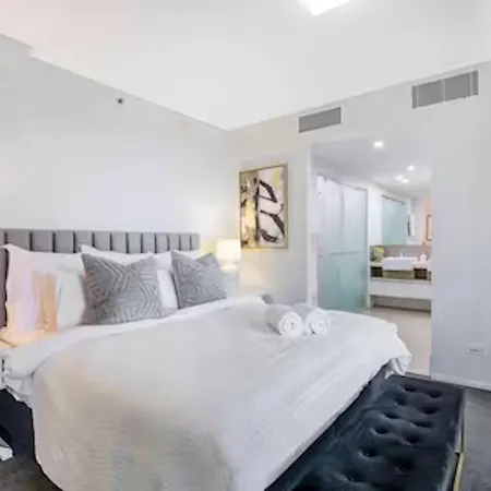 Holly's Skyline-views, Pool, Spa, Cbd * Brisbane