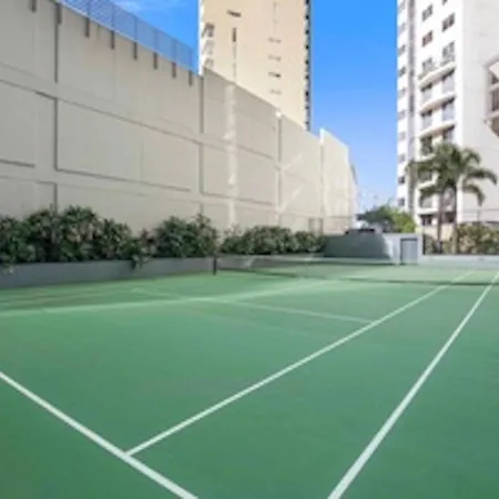 Apartment Holly's Skyline-views, Pool, Spa, Cbd *