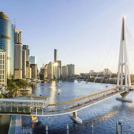 Apartment Luxury Cbd 2b2b Balcony Views Free Parking *