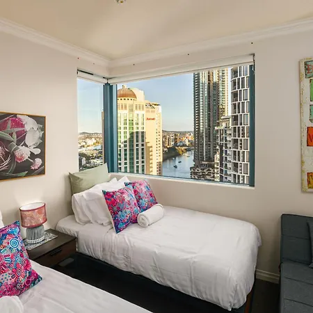 Indigescapes River Views Sleeps 6 Includes Carpark * Brisbane