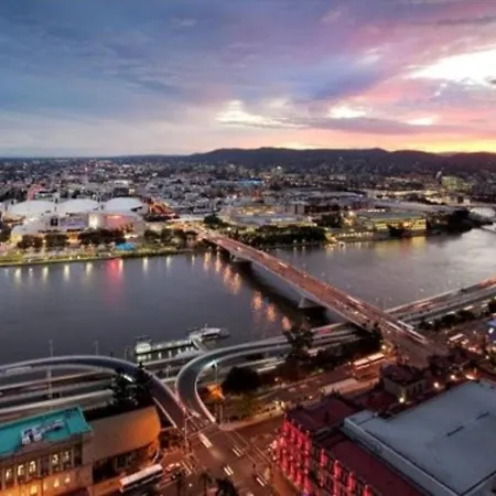 Coastal Escape With River Views In Casino Towers Brisbane