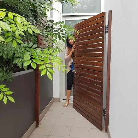 Oxford Street Prime Location Bulimba Apartment