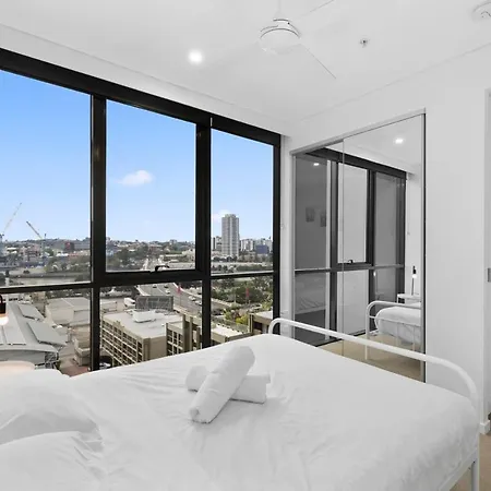 Luxury 2br With River Views, Pool & Steps To Streets Hope903 * Brisbane