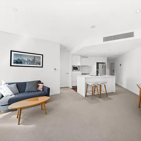 Skytower - Executive 9th Floor Base Apartment *