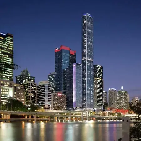 Apartment The Only One - Riverfront Elegance, Free Carpark Brisbane