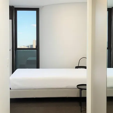 Apartment The Only One - Riverfront Elegance, Free Carpark Brisbane