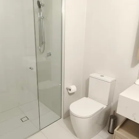 40 Queens Wharf 1 Bedroom