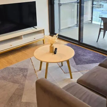 Apartment Neat And Cozy 1br With Amazing Facilities