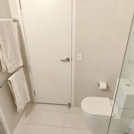 30 Queens Wharf 1 Bedroom - *