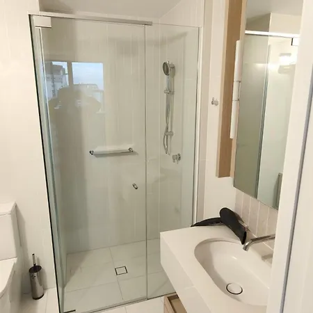 30 Queens Wharf 1 Bedroom - Apartment