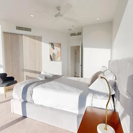Brisbane Cbd 50F 270 Degree Skyview 3 Bedroom Apartment Incl 1 Carspace Apartment *