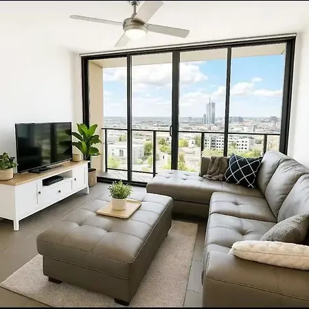 Kozyguru | Fortitude Valley | 2 Bed *