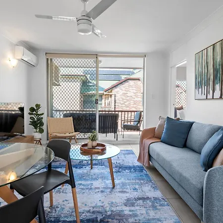 Stylish 2br Near Hospitals, Qut And Cbd With Parking! * Brisbane