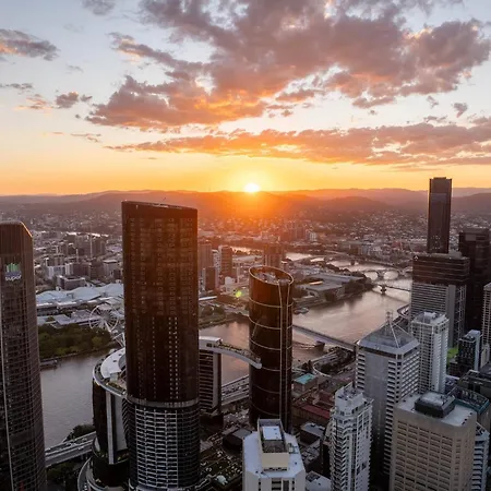 Queen's Reach - Brand New On Star Casino Bne