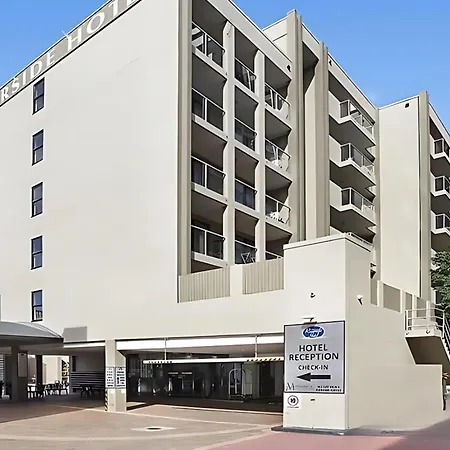 Riverside Executive Apartment *