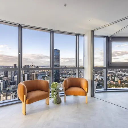 Level 56 Cbds Luxurious 5 Star Exp Apartment *