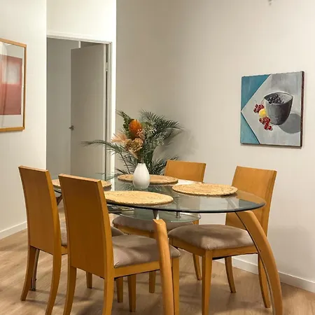 Apartment 140sqm Modern Teneriffe 2 Bedroom & Balcony *