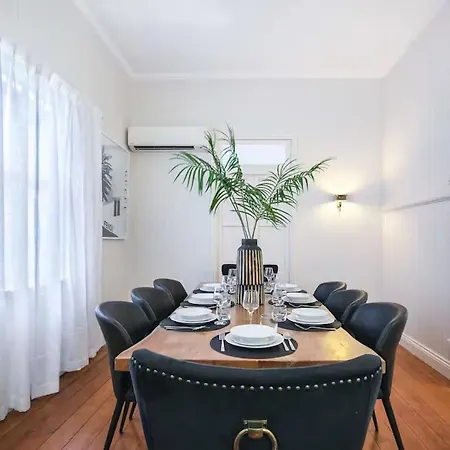 Haven Milton 4br Sleeps 10 Brisbane