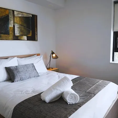 Sunny & Convenient, Terraces Bowen Hills Brisbane