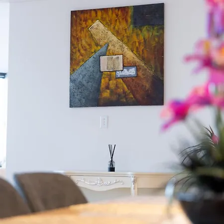 Huge 3bed 3bath Skyhigh View *