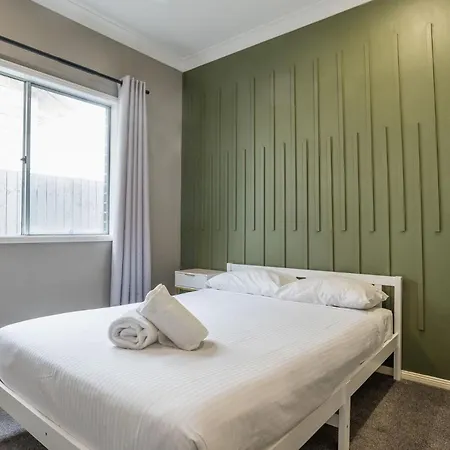 Holiday home The Airport Stop Spacious House & Sky Base Brisbane