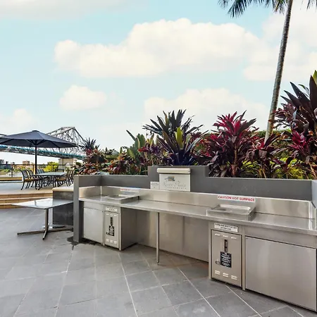 Sweet - 1bed-1bath-1car-views - Cbd *