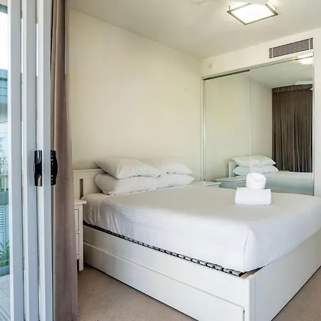 Apartment Barramul On The Park With Pool & Gym Access Brisbane
