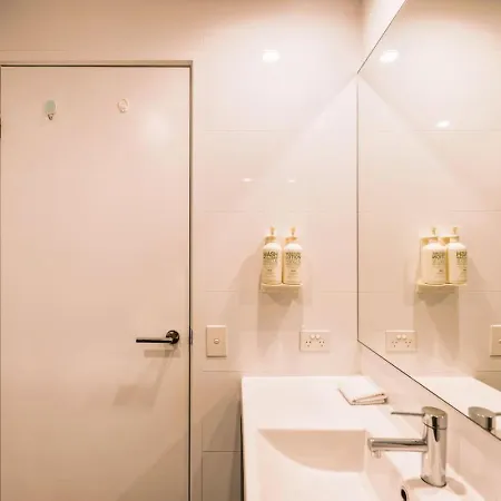 Apartment Tranquil 2 Bedroom Between Art And Sky Brisbane