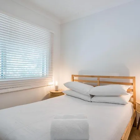 Modern 2br Near Portside & Airport