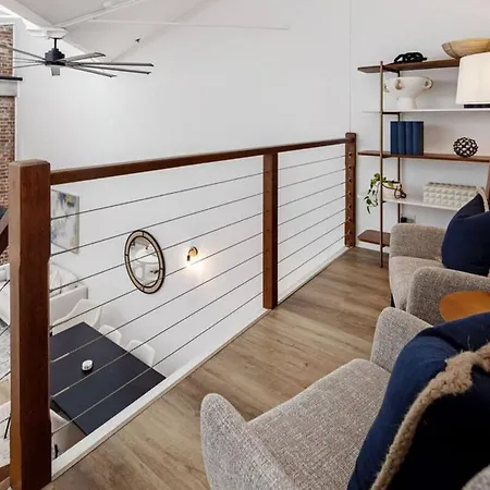 Woolstore Style - 2bed-2bath-1car - Teneriffe Apartment