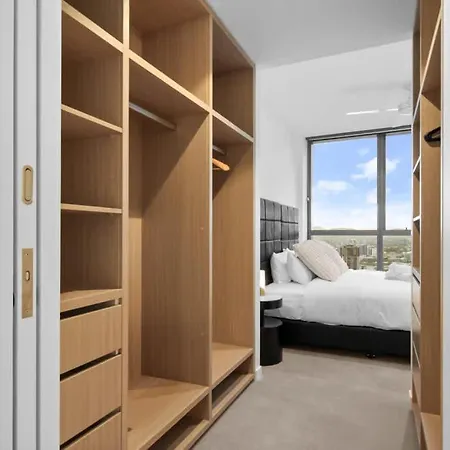 35th Floor Cbd Luxury At Queens Wharf Apartment Brisbane