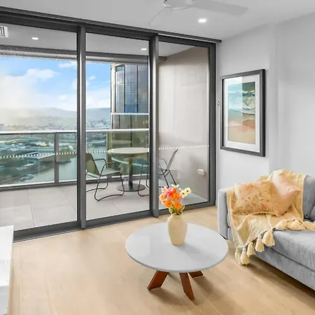 35th Floor Cbd Luxury At Queens Wharf *